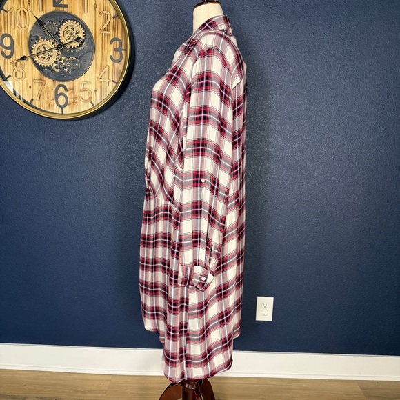 Lane Bryant Dark Pink/Red & Black Plaid Twist-front Illusion Tunic Top | Size 28 - Picture 4 of 10